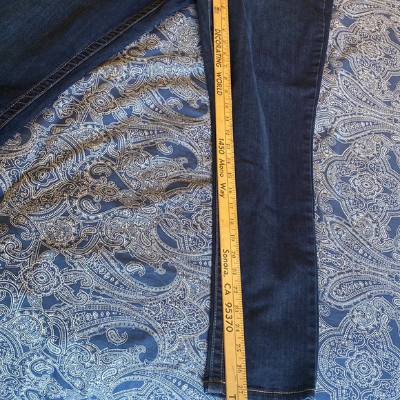 Seven 7 jeans Like New Dark wash jeans size 14 - Picture 9 of 10